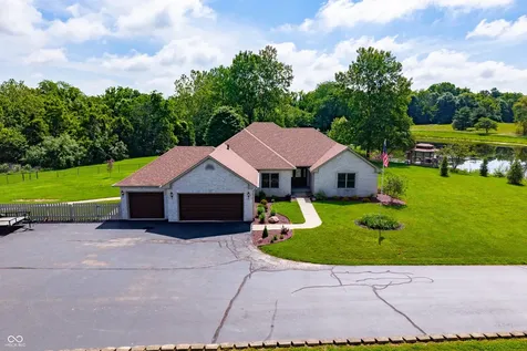 6861 S Nineveh Road Trafalgar IN 46181