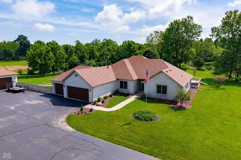 6861 S Nineveh Road Trafalgar IN 46181