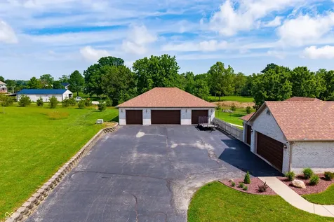 6861 S Nineveh Road Trafalgar IN 46181