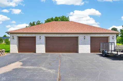 6861 S Nineveh Road Trafalgar IN 46181
