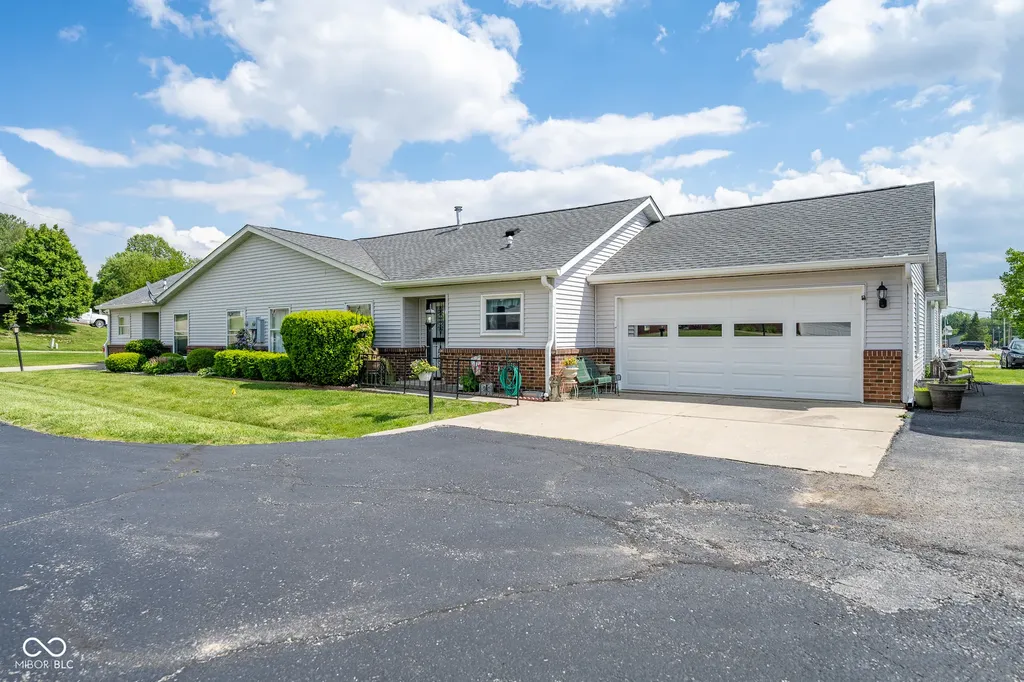 112 Longcastle Drive Greencastle IN 46135