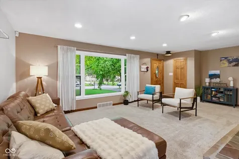 2416 Tulip Drive S Indianapolis IN 46227