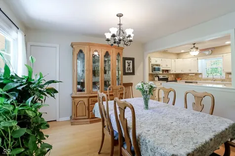 1675 E 81st Street Indianapolis IN 46240