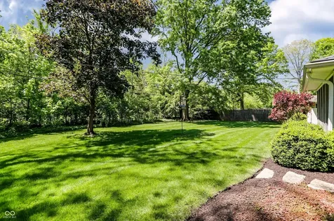1675 E 81st Street Indianapolis IN 46240