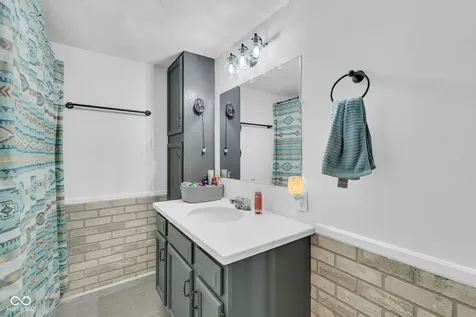 422 W Center Street Brazil IN 47834