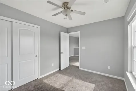 275 Longleaf Lane Greenfield IN 46140