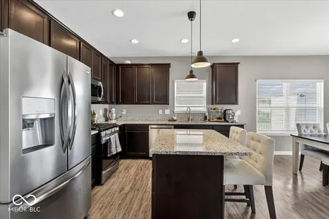275 Longleaf Lane Greenfield IN 46140