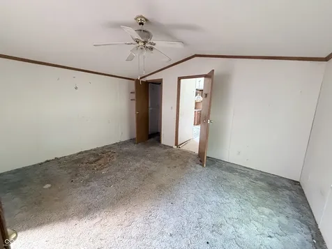 3334 W Harris Drive West Terre Haute IN 47885