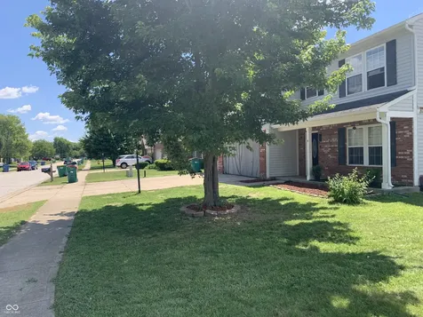 1601 Creekside Drive Brownsburg IN 46112