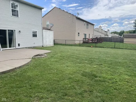 1601 Creekside Drive Brownsburg IN 46112