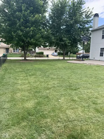 1601 Creekside Drive Brownsburg IN 46112