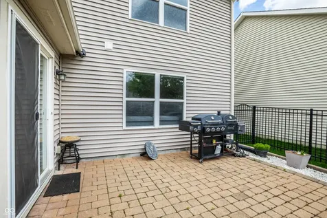 1043 Lichfield Lane Westfield IN 46074