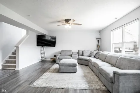 1043 Lichfield Lane Westfield IN 46074
