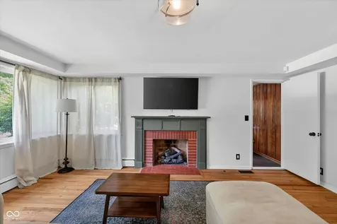 3513 Circle Boulevard Indianapolis IN 46220