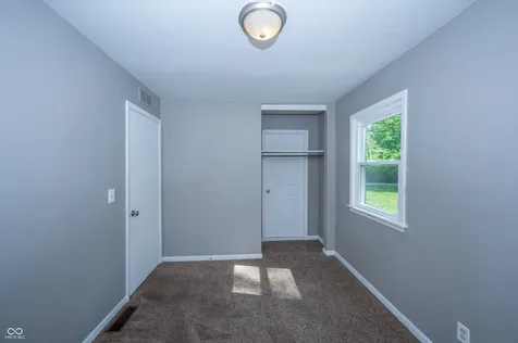2809 Taxus Street Anderson IN 46011