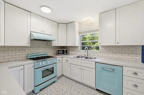 4701 Kessler Boulevard East Drive Indianapolis IN 46220