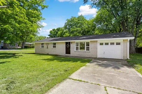 5961 N 200 W Columbus IN 47201