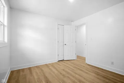 5961 N 200 W Columbus IN 47201
