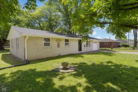 5961 N 200 W Columbus IN 47201