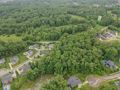 00 Carr Hill Road Columbus IN 47201