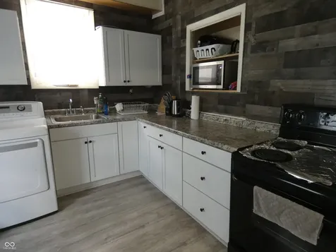 528 W 5th Street Seymour IN 47274