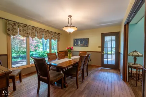 9888 Chestnut Lane Indianapolis IN 46239