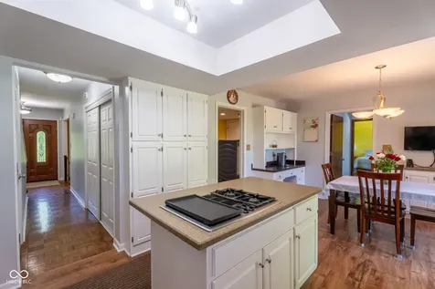 9888 Chestnut Lane Indianapolis IN 46239