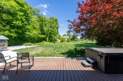 9888 Chestnut Lane Indianapolis IN 46239