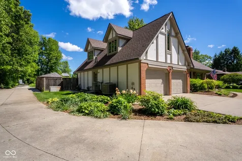 9888 Chestnut Lane Indianapolis IN 46239