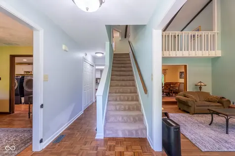 9888 Chestnut Lane Indianapolis IN 46239