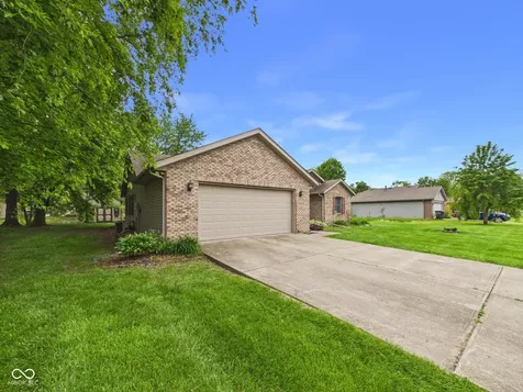 35 W Estate Street Anderson IN 46013
