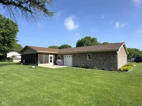 3137 W Tam O Shanter Drive Crawfordsville IN 47933