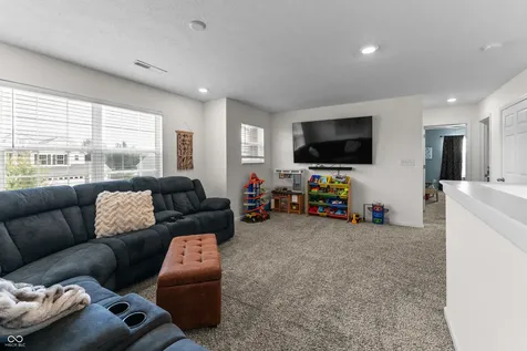 942 Ram Drive Franklin IN 46131