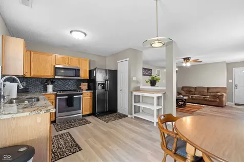 11913 Pronghorn Circle Noblesville IN 46060