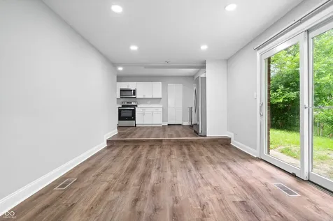 3047 Kiowa Court Indianapolis IN 46235