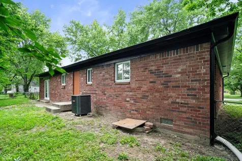 3047 Kiowa Court Indianapolis IN 46235