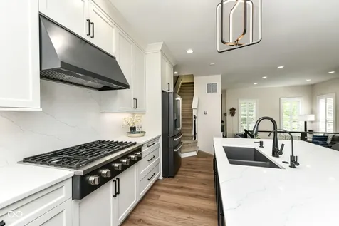 2003 Rhettsbury Street Carmel IN 46032