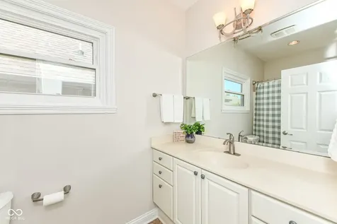 2003 Rhettsbury Street Carmel IN 46032