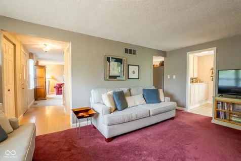 11047 E Whistler Drive Indianapolis IN 46229