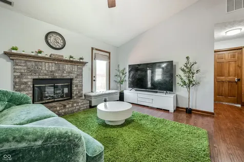 1404 Mahony Court Indianapolis IN 46217