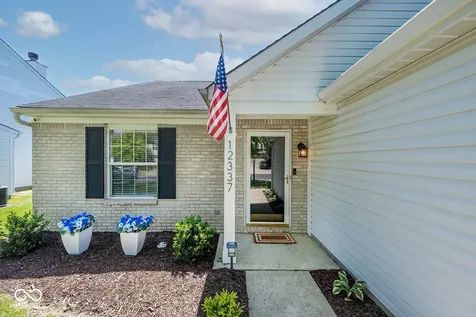 12337 River Valley Drive Fishers IN 46037