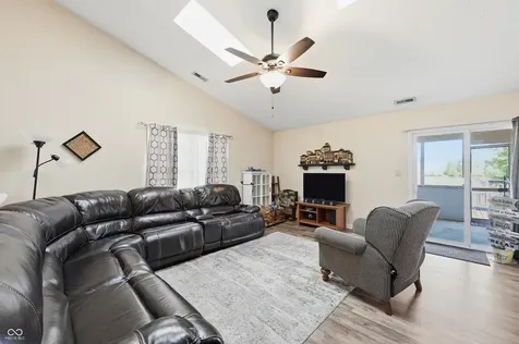 986 Youngs Creek Drive Franklin IN 46131