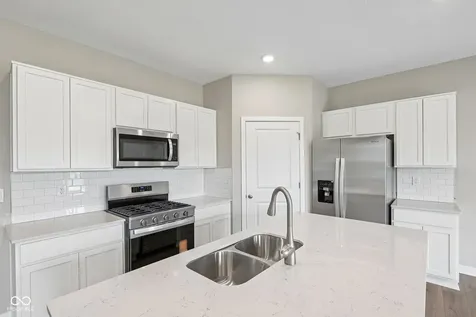 9134 Fitzgerald Drive Indianapolis IN 46239