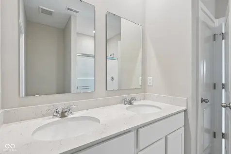 9134 Fitzgerald Drive Indianapolis IN 46239