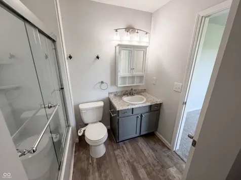 2219 Rolling Oak Drive Indianapolis IN 46214
