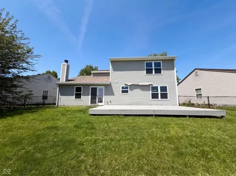 2219 Rolling Oak Drive Indianapolis IN 46214