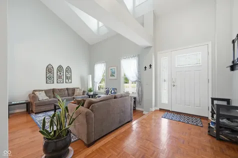 10538 Lighthouse Way Indianapolis IN 46256