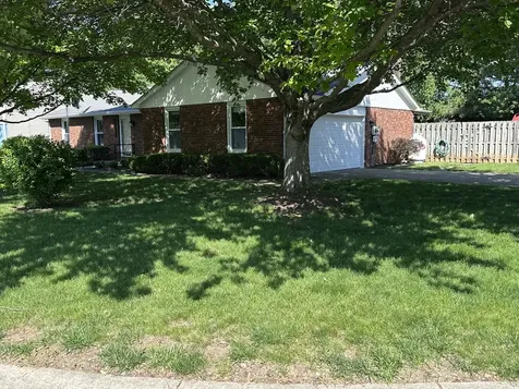 3752 Ironwood Drive Columbus IN 47203