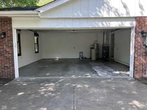 3752 Ironwood Drive Columbus IN 47203