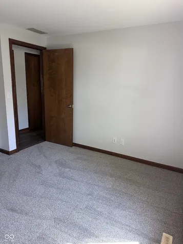 3752 Ironwood Drive Columbus IN 47203